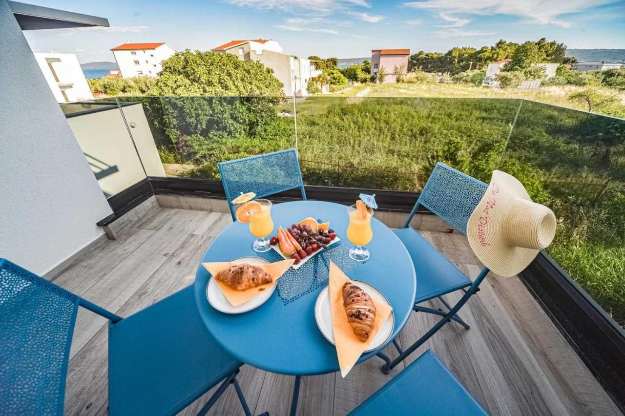 Cube Residence Kaštela Екстериор снимка