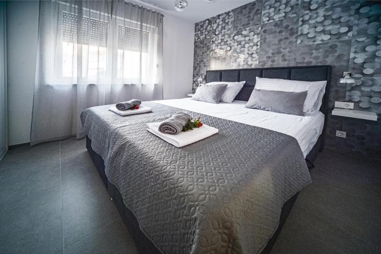 Cube Residence Kaštela Екстериор снимка