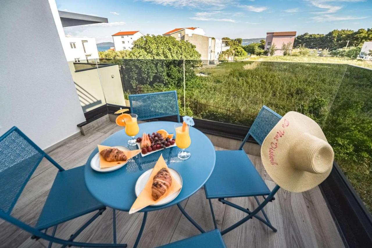 Cube Residence Kaštela Екстериор снимка