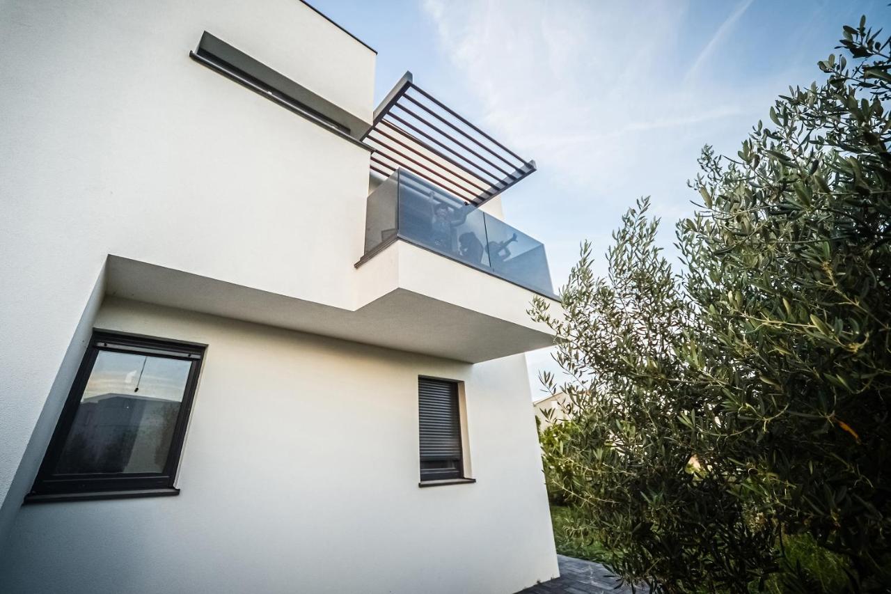 Cube Residence Kaštela Екстериор снимка