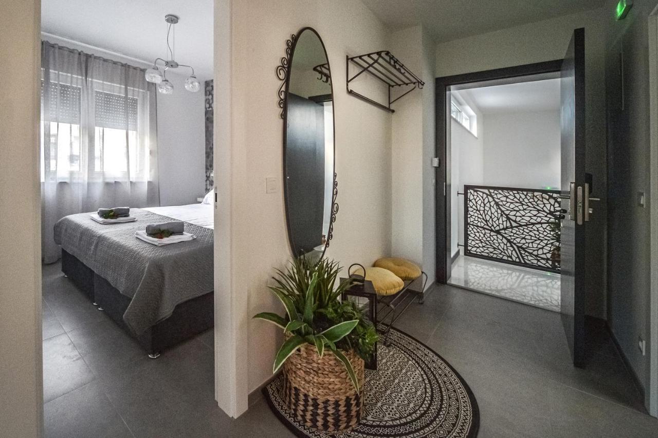 Cube Residence Kaštela Екстериор снимка