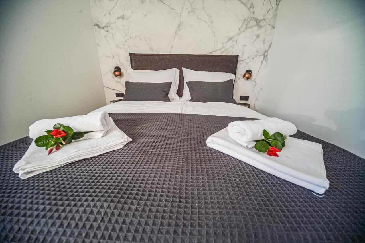 Cube Residence Kaštela Екстериор снимка
