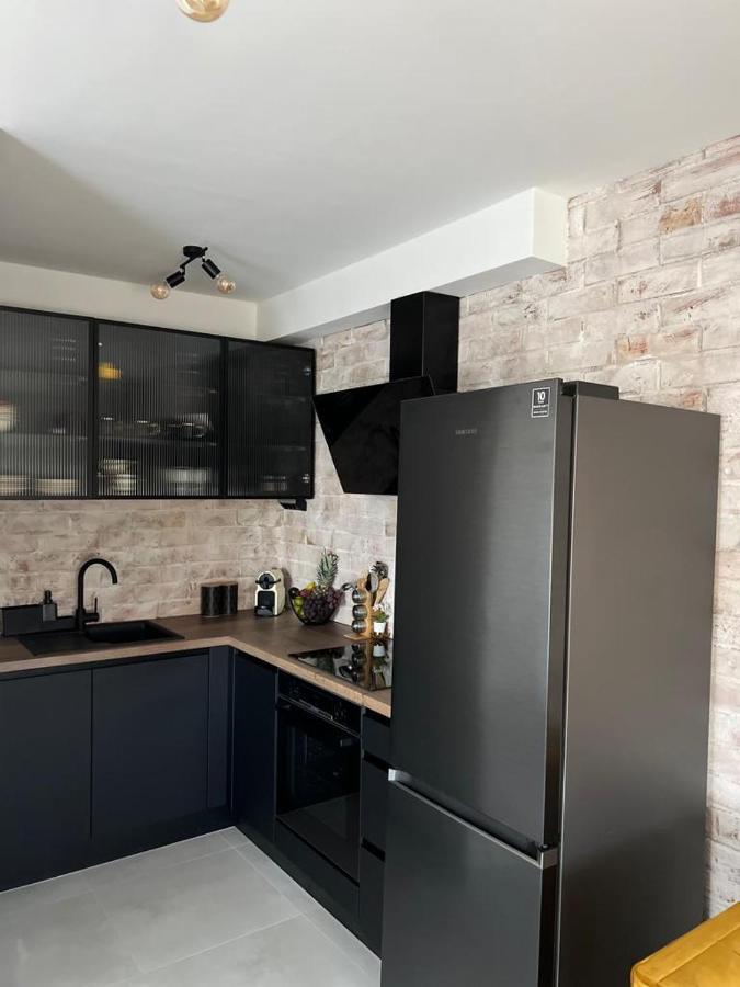 Cube Residence Kaštela Екстериор снимка