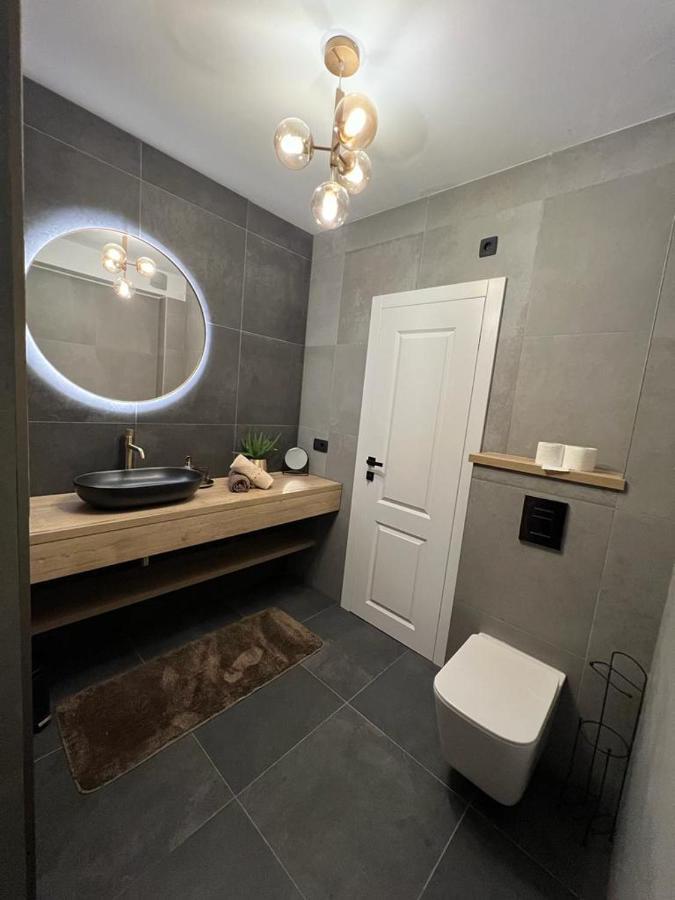 Cube Residence Kaštela Екстериор снимка