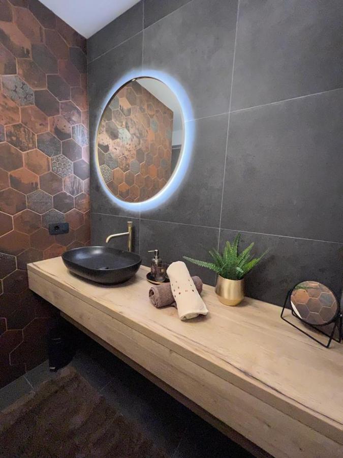 Cube Residence Kaštela Екстериор снимка